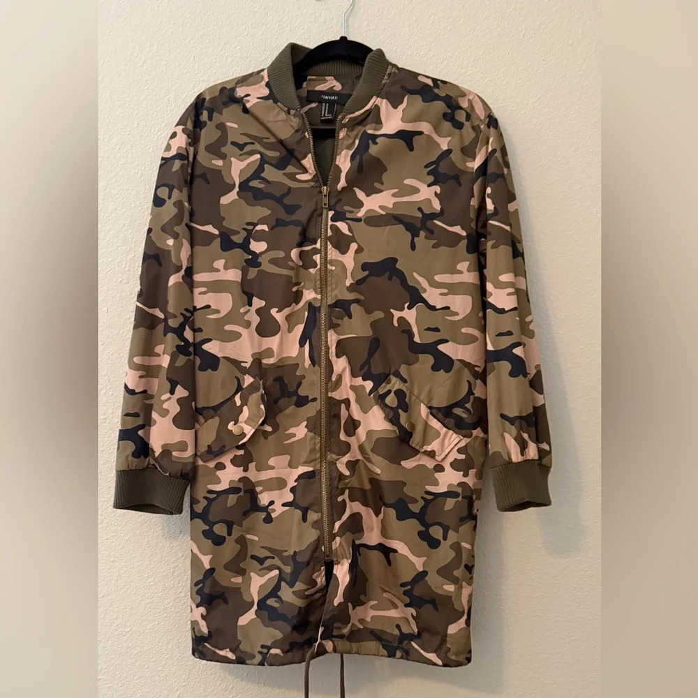 Forever 21 camo rain jacket